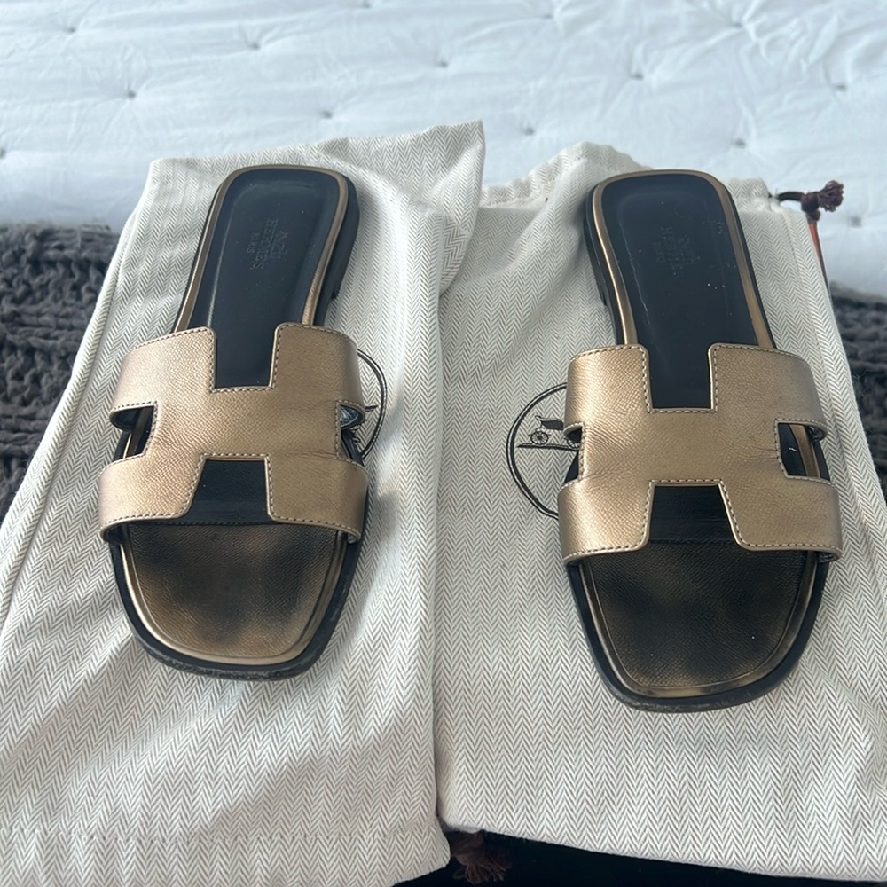 Hermes oran sandals
